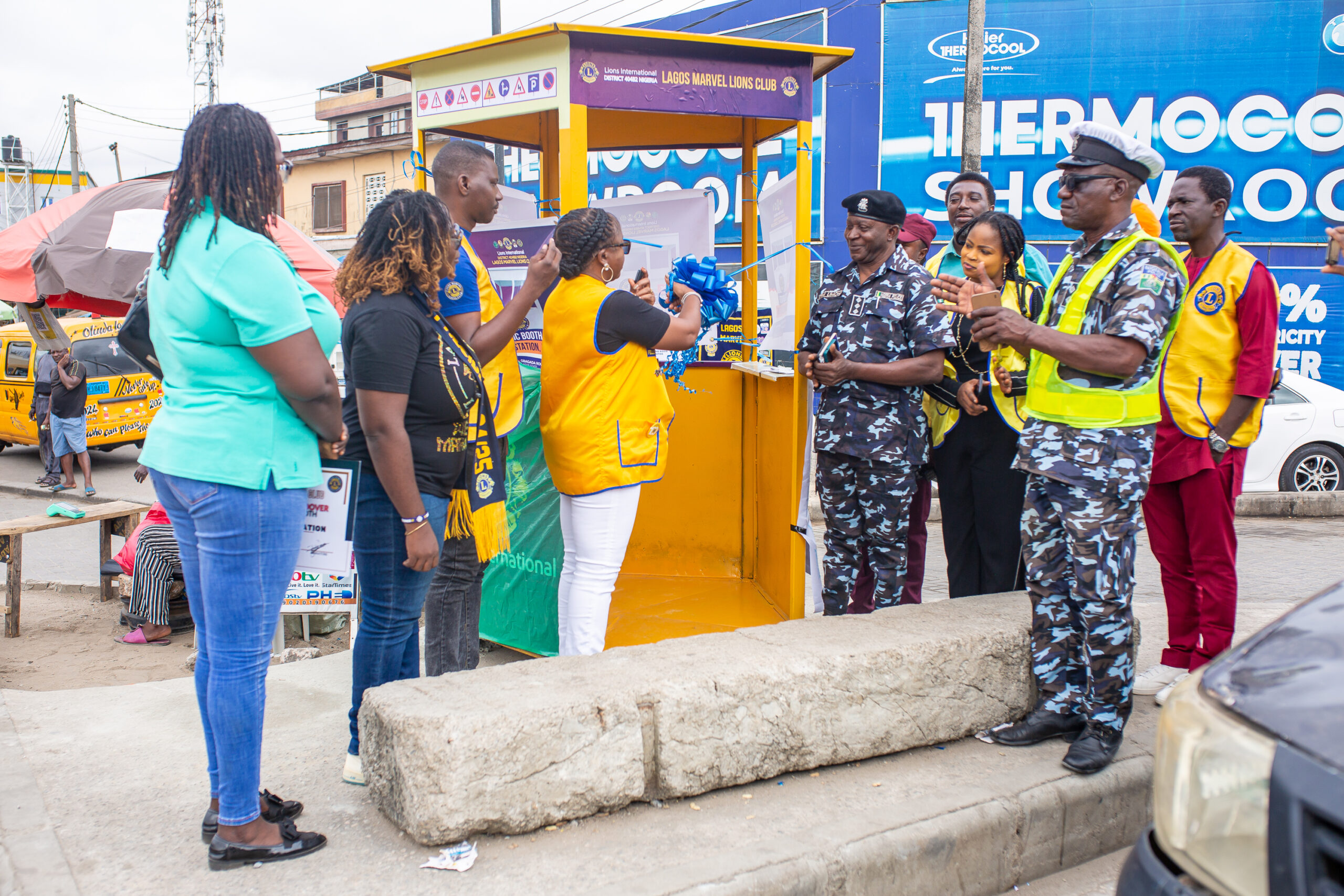 FOSTERING COMMUNITY SAFETY: LAGOS MARVEL LIONS CLUB DONATES A TRAFFIC BOOTH TO IFAKO/GBAGADA POLICE STATION